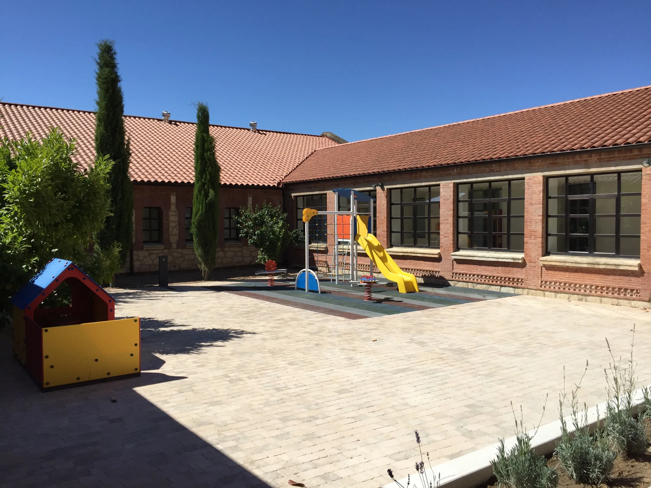 Foto del proyecto C.R.A. DIEGO MARÍN 